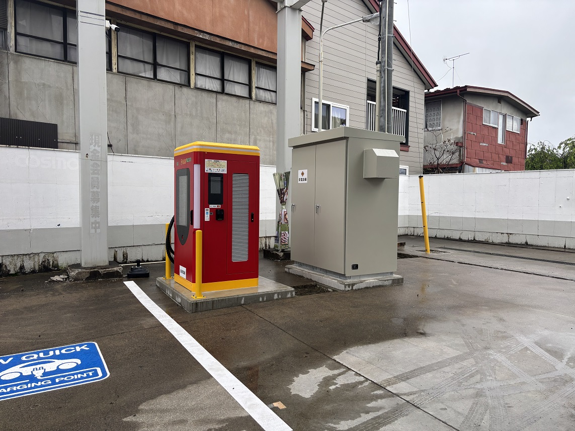 EV急速充電ステーションと受電設備